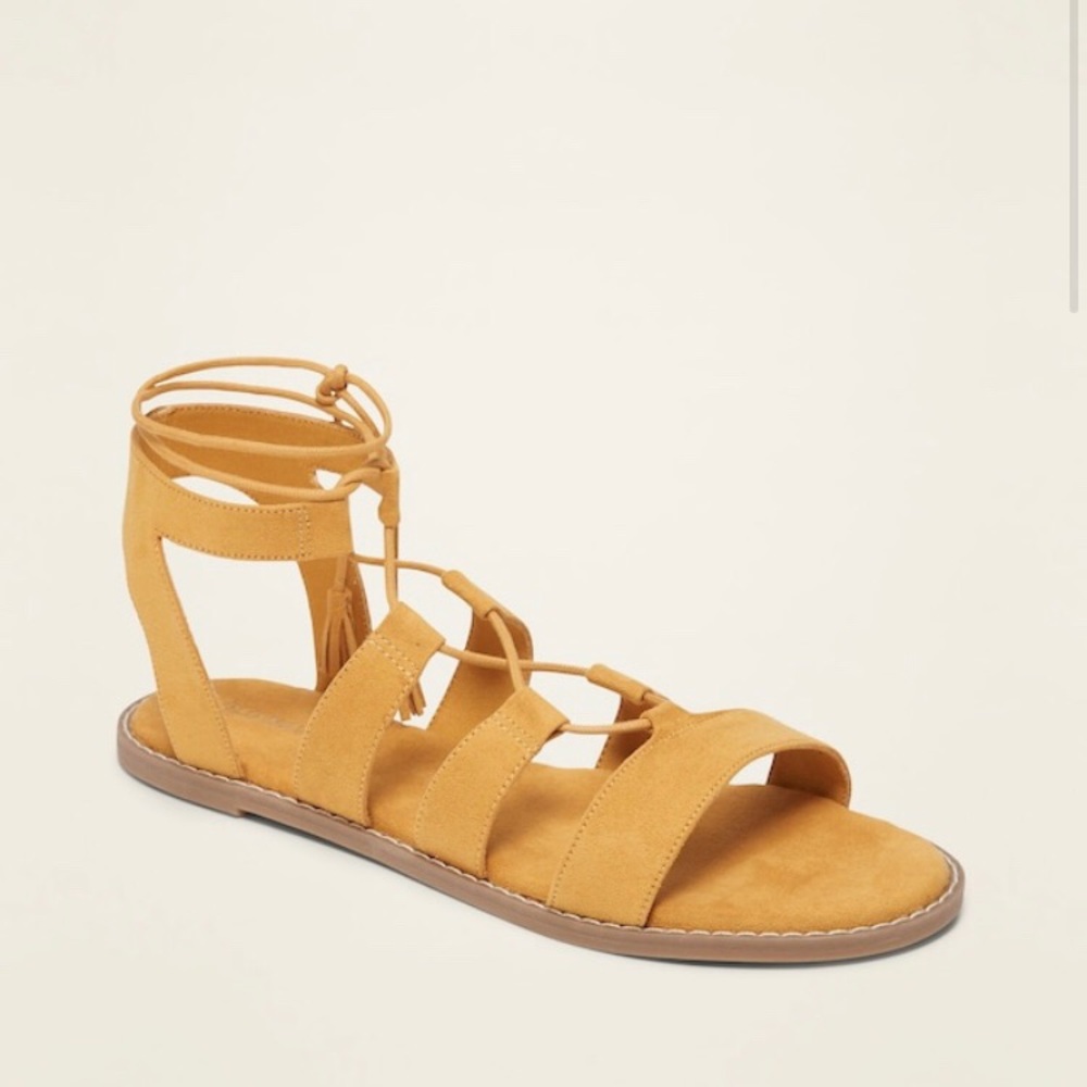 NWT Old Navy Gladiator Tie Sandals